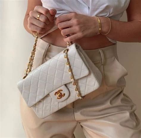 chanel 加價 2021 11月|Chanel加價2021｜經典手袋加幅近$8,000衝破7萬元！Top 5 .